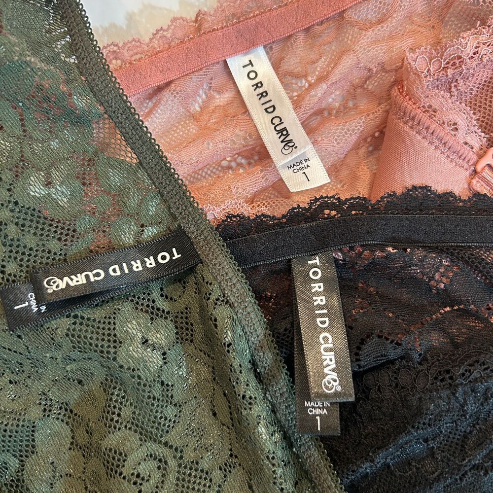 Torrid Curves Bundle 3 Lace Bralette/Under Crop Top Size 1 Forest Peach Black